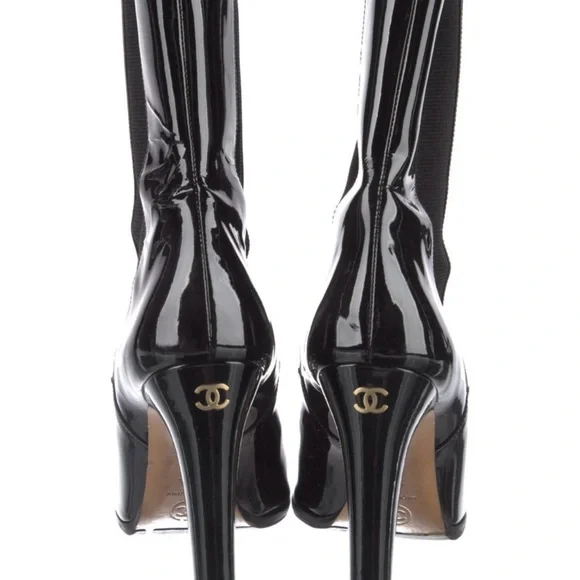 Chanel Black Patent Leather Heeled Boots - Picture 1 of 7